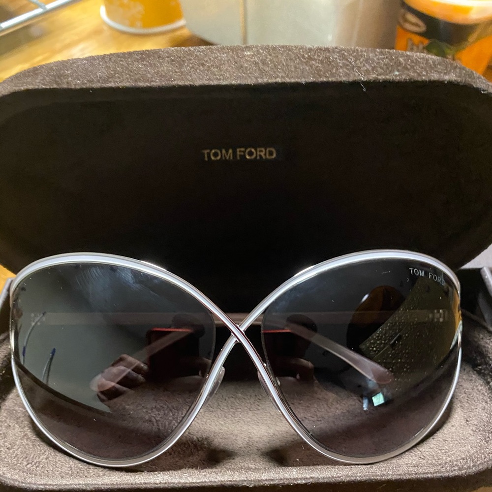 TOM FORD SLENNA OVERSIZE SUNGLASSES
